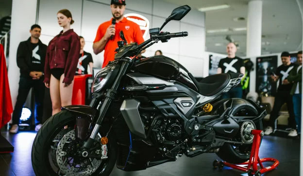 Презентація нового Ducati XDiavel V4 в Києві — справжнє шоу для фанатів швидкості